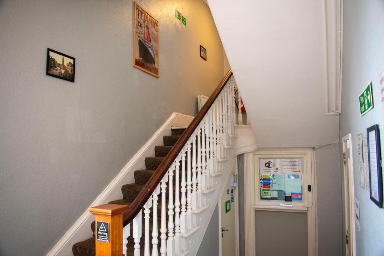 Paddy'S Palace Belfast Bagian luar foto